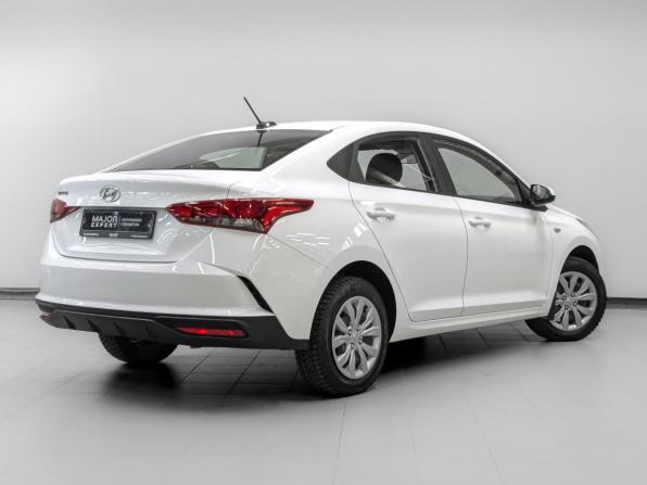 Hyundai Solaris II Рестайлинг с пробегом 2022 года, цена 1 610 000 рублей, 94855 км, седан, Автокод Объявления