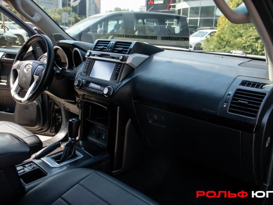 Toyota Land Cruiser Prado 150 Series Рестайлинг 1 Москва  - изображение 8