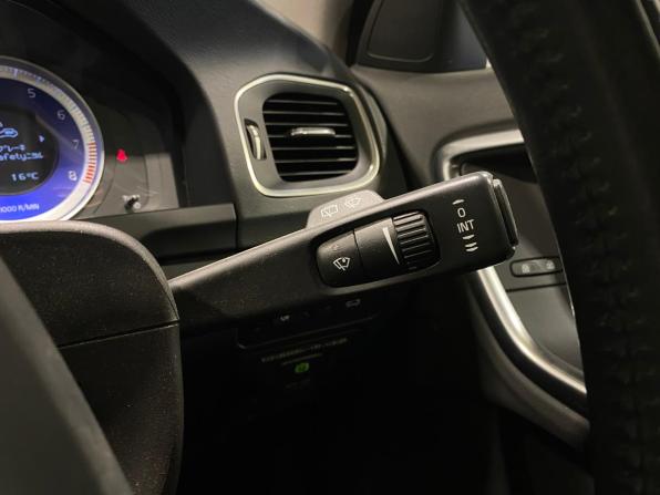Volvo V60 I с пробегом 2012 года, цена 1 210 000 рублей, 138823 км, универсал, Автокод Объявления