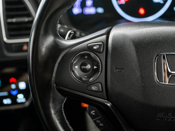 Honda Vezel I Рестайлинг с пробегом 2019 года, цена 2 014 000 рублей, 104765 км, внедорожник, Автокод Объявления