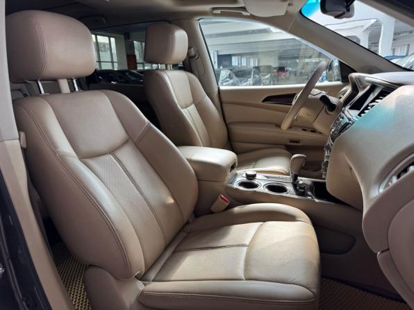 Nissan Pathfinder IV с пробегом 2014 года, цена 1 300 000 рублей, 305954 км, внедорожник, Автокод Объявления