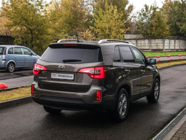 Kia Sorento II Рестайлинг с пробегом 2015 года, цена 1 879 000 рублей, 142000 км, внедорожник, Автокод Объявления