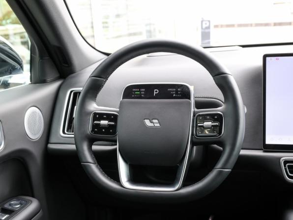 Li Auto (Lixiang) L7 I Рестайлинг с пробегом 2025 года, цена 7 598 000 рублей, 9084 км, внедорожник, Автокод Объявления