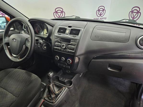 Lada (ВАЗ) Kalina II с пробегом 2014 года, цена 455 000 рублей, 110410 км, универсал, Автокод Объявления
