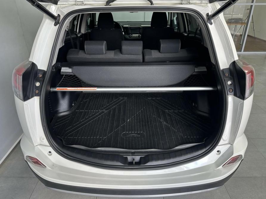 Toyota RAV4 IV (XA40) Рестайлинг Красноярск  - изображение 11