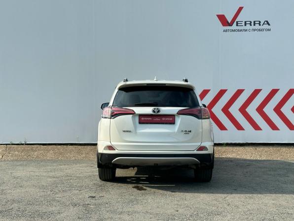 Toyota RAV4 IV (XA40) Рестайлинг с пробегом 2017 года, цена 2 570 000 рублей, 156974 км, внедорожник, Автокод Объявления