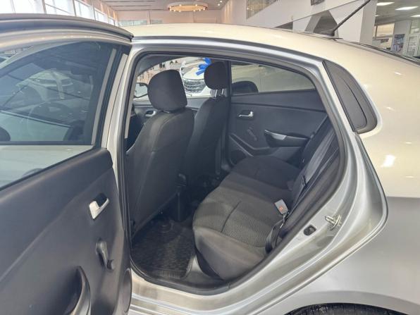 Kia Rio III с пробегом 2013 года, цена 895 000 рублей, 75570 км, седан, Автокод Объявления