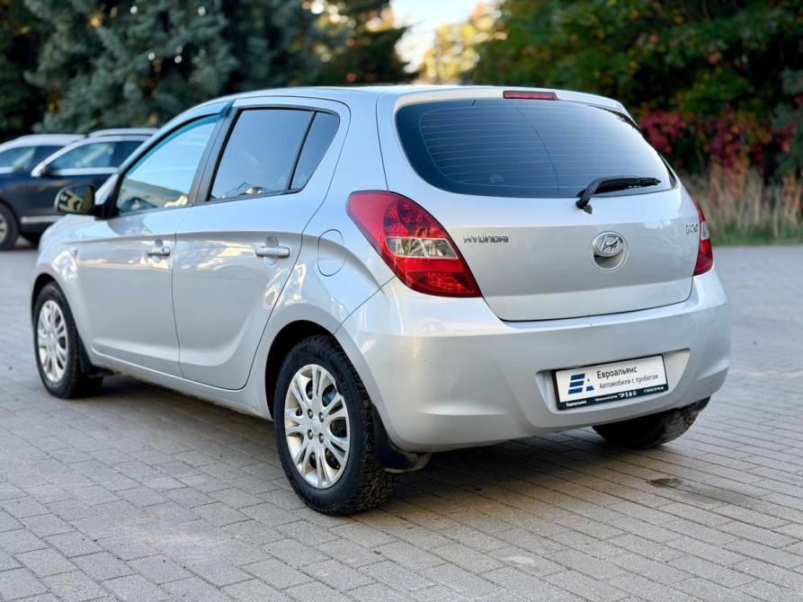 Hyundai i20 I Великий Новгород  - изображение 5
