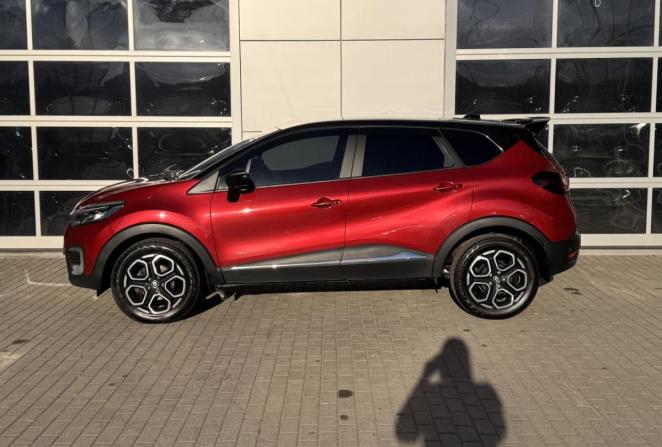 Renault Kaptur I Рестайлинг с пробегом 2021 года, цена 1 570 000 рублей, 133027 км, внедорожник, Автокод Объявления