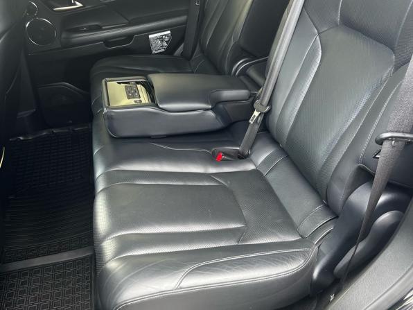 Lexus LX III Рестайлинг 2 с пробегом 2018 года, цена 6 925 000 рублей, 175665 км, внедорожник, Автокод Объявления