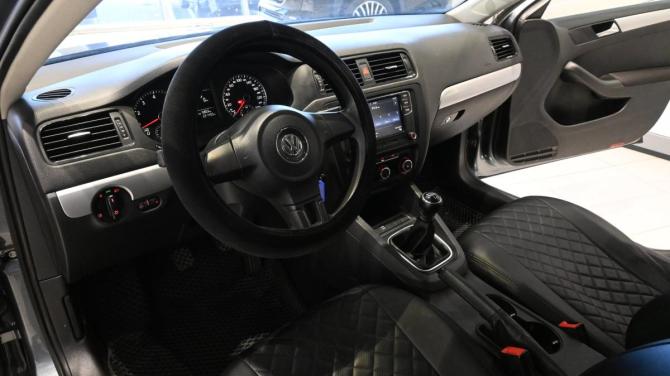 Volkswagen Jetta VI с пробегом 2012 года, цена 885 000 рублей, 221000 км, седан, Автокод Объявления