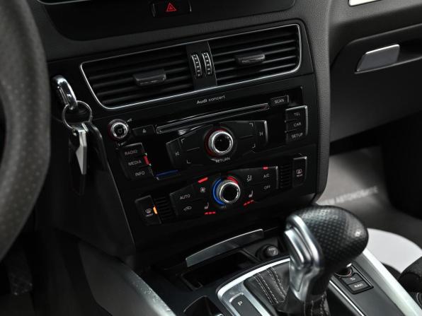 Audi Q5 I (8R) Рестайлинг с пробегом 2016 года, цена 1 849 000 рублей, 117000 км, внедорожник, Автокод Объявления