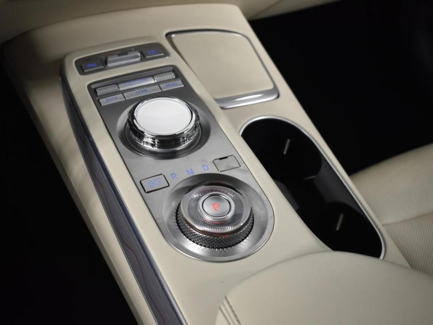 Genesis GV70 I Казань  - изображение 20