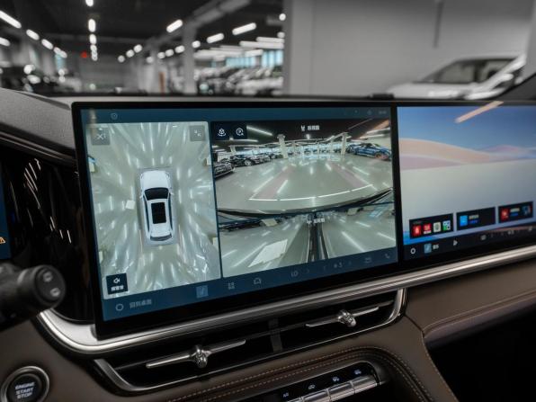 Geely Monjaro I Рестайлинг 2 с пробегом 2026 года, цена 4 300 000 рублей, 50 км, внедорожник, Автокод Объявления