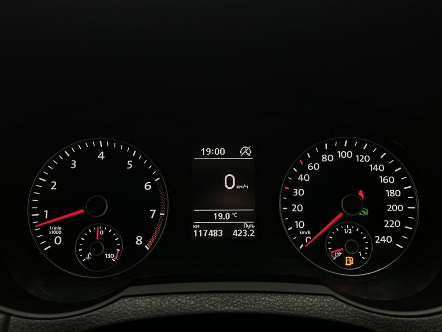 Volkswagen Sharan II Рестайлинг Новосибирск  - изображение 11