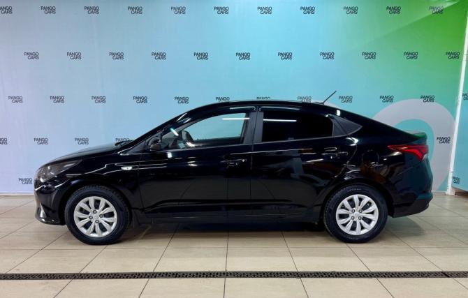 Hyundai Solaris II Рестайлинг с пробегом 2022 года, цена 1 561 000 рублей, 73581 км, седан, Автокод Объявления