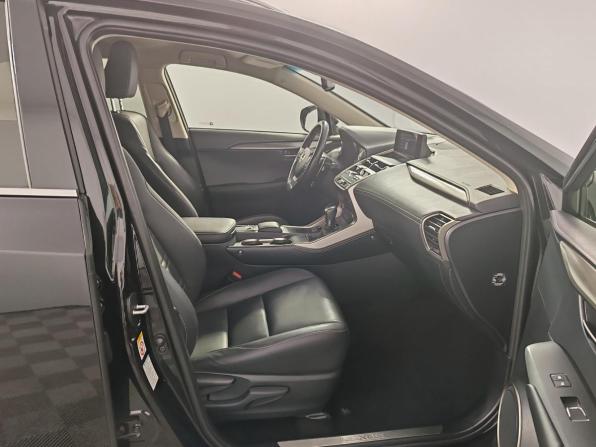 Lexus NX I Рестайлинг с пробегом 2018 года, цена 2 275 000 рублей, 220209 км, внедорожник, Автокод Объявления
