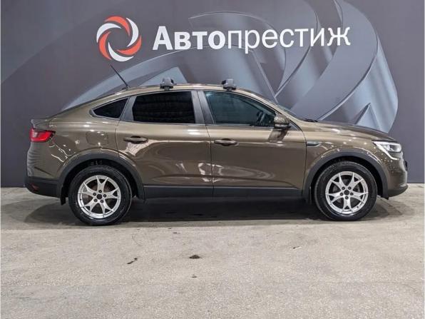 Renault Arkana I с пробегом 2021 года, цена 1 725 000 рублей, 137060 км, внедорожник, Автокод Объявления