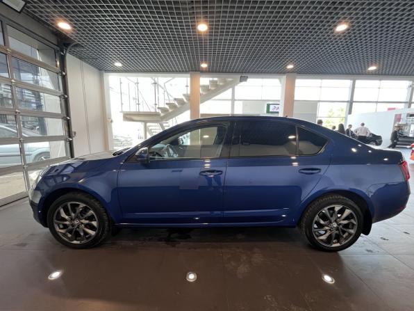 Skoda Octavia III (A7) Рестайлинг с пробегом 2018 года, цена 1 740 000 рублей, 218984 км, лифтбек, Автокод Объявления