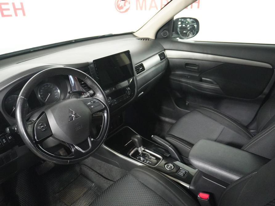 Mitsubishi Outlander III Рестайлинг 2 Вологда  - изображение 10