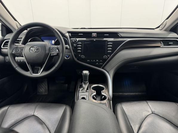 Toyota Camry VIII (XV70) с пробегом 2021 года, цена 2 652 000 рублей, 195993 км, седан, Автокод Объявления