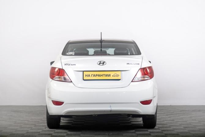 Hyundai Solaris I с пробегом 2014 года, цена 669 000 рублей, 283067 км, седан, Автокод Объявления