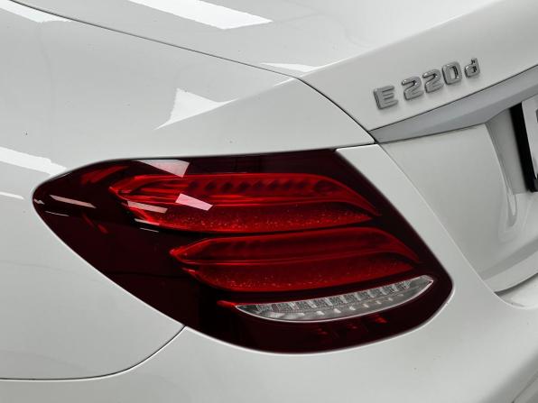 Mercedes-Benz E-Класс V (W213 S213 C238) Рестайлинг с пробегом 2020 года, цена 3 675 000 рублей, 105401 км, седан, Автокод Объявления