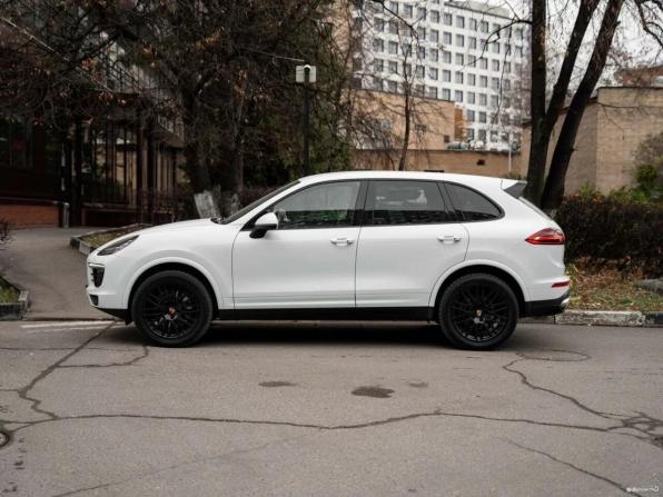 Porsche Cayenne II Рестайлинг (958) с пробегом 2018 года, цена 5 590 000 рублей, 122300 км, внедорожник, Автокод Объявления