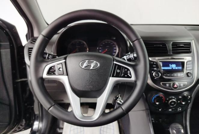 Hyundai Solaris I Рестайлинг с пробегом 2016 года, цена 1 090 000 рублей, 80578 км, седан, Автокод Объявления