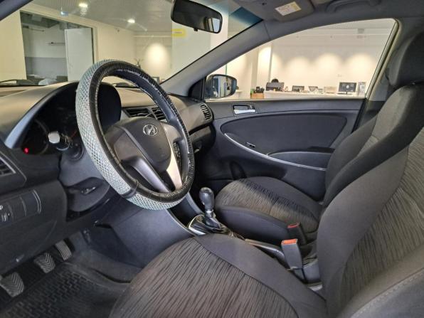 Hyundai Solaris I Рестайлинг с пробегом 2016 года, цена 970 000 рублей, 154208 км, седан, Автокод Объявления