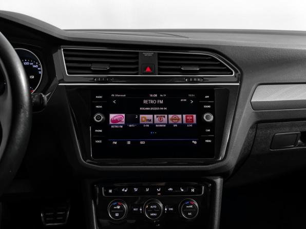 Volkswagen Tiguan II с пробегом 2019 года, цена 1 890 000 рублей, 178820 км, внедорожник, Автокод Объявления