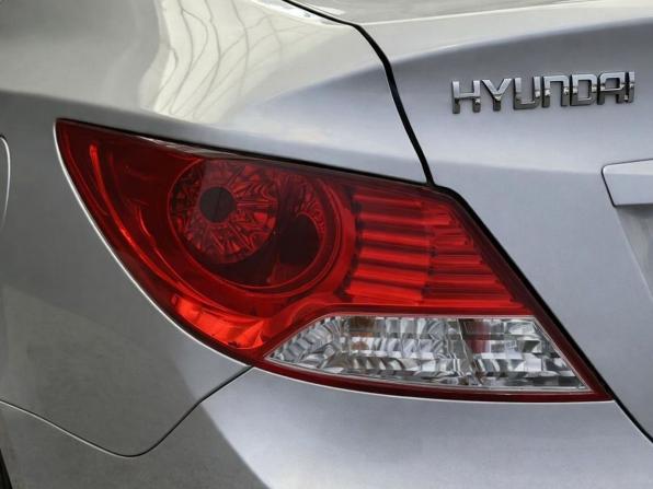 Hyundai Solaris I с пробегом 2013 года, цена 847 000 рублей, 167122 км, седан, Автокод Объявления