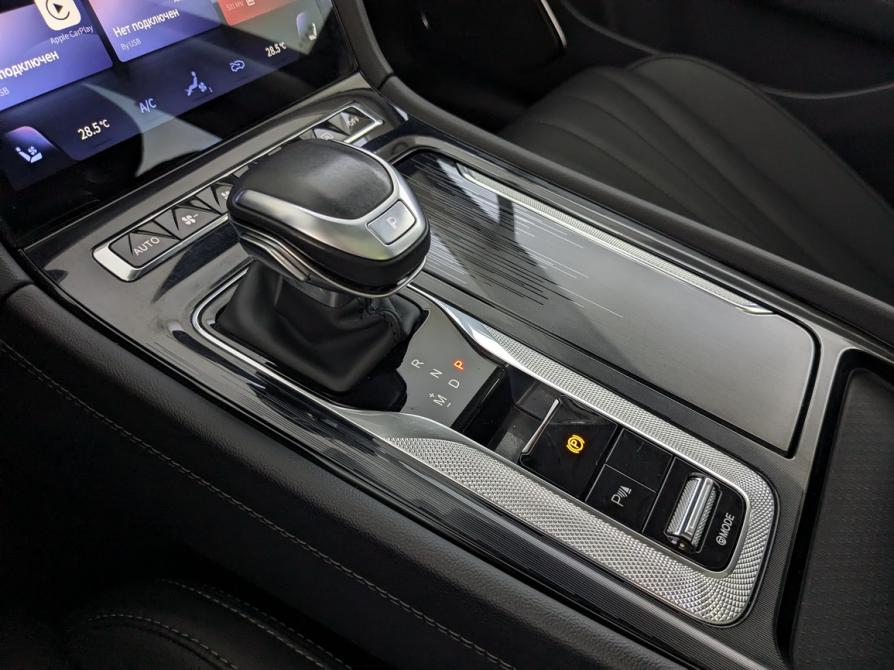 Hongqi H5 II Москва  - изображение 13
