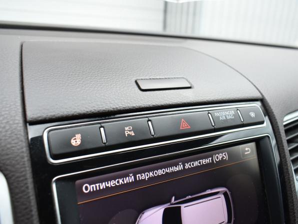 Volkswagen Touareg II Рестайлинг с пробегом 2016 года, цена 2 499 000 рублей, 251500 км, внедорожник, Автокод Объявления