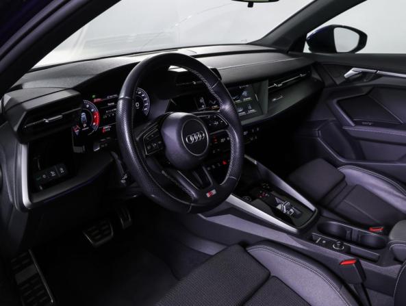 Audi A3 IV (8Y) с пробегом 2021 года, цена 2 655 000 рублей, 69891 км, хэтчбек, Автокод Объявления