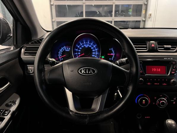 Kia Rio III с пробегом 2012 года, цена 967 000 рублей, 101241 км, седан, Автокод Объявления
