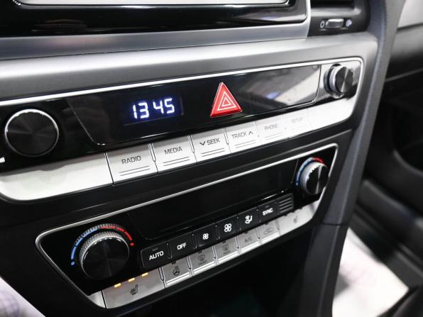 Hyundai Sonata VII (LF) Рестайлинг с пробегом 2019 года, цена 1 849 900 рублей, 107000 км, седан, Автокод Объявления