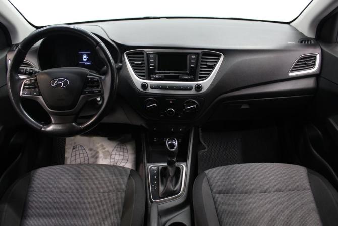 Hyundai Solaris II с пробегом 2018 года, цена 1 249 000 рублей, 122000 км, седан, Автокод Объявления