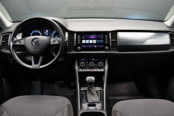 Skoda Kodiaq I с пробегом 2018 года, цена 2 570 000 рублей, 199700 км, внедорожник, Автокод Объявления
