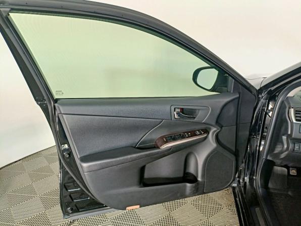 Toyota Camry VII (XV50) Рестайлинг 2 с пробегом 2017 года, цена 2 419 000 рублей, 81741 км, седан, Автокод Объявления