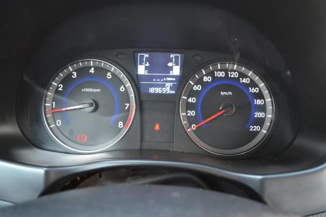 Hyundai Solaris I Рестайлинг с пробегом 2015 года, цена 680 000 рублей, 189698 км, седан, Автокод Объявления