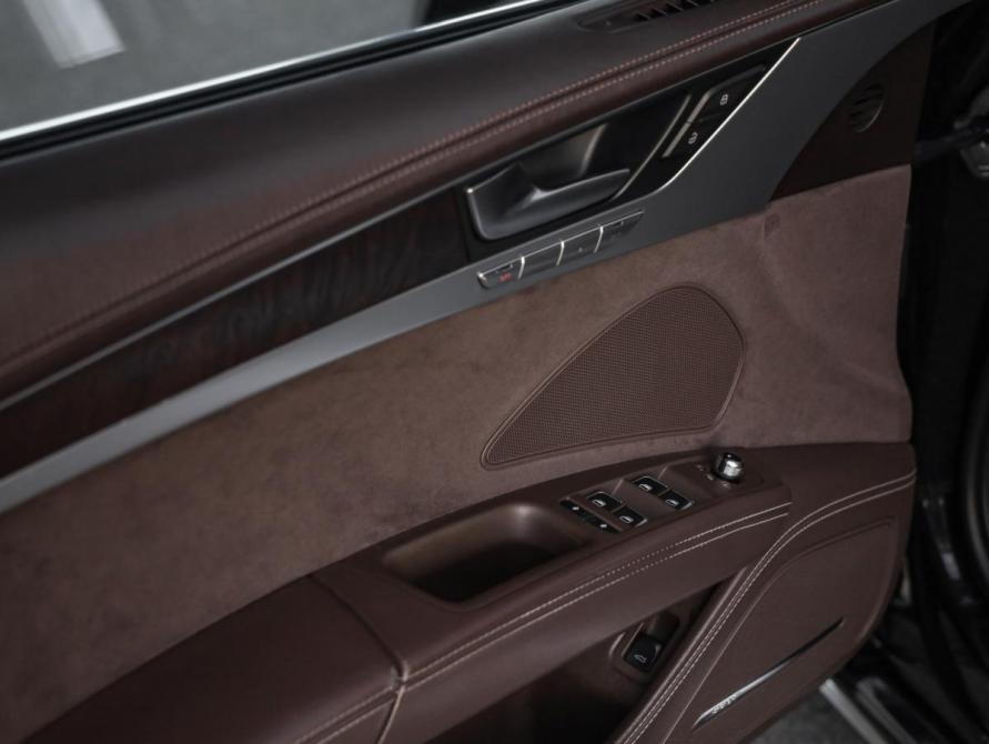 Audi A8 III (D4) Санкт-Петербург  - изображение 24