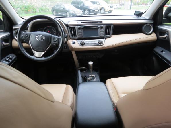 Toyota RAV4 IV (XA40) с пробегом 2015 года, цена 2 290 000 рублей, 165759 км, внедорожник, Автокод Объявления