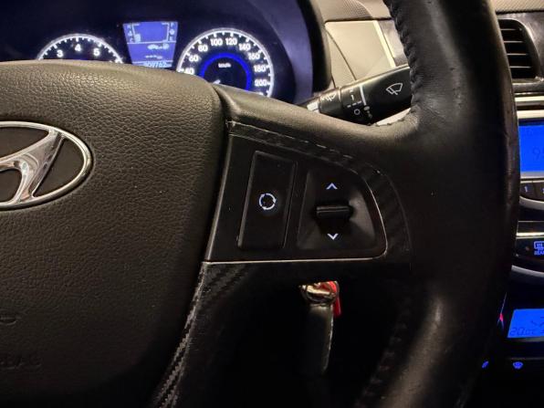 Hyundai Solaris I с пробегом 2011 года, цена 539 000 рублей, 209558 км, седан, Автокод Объявления
