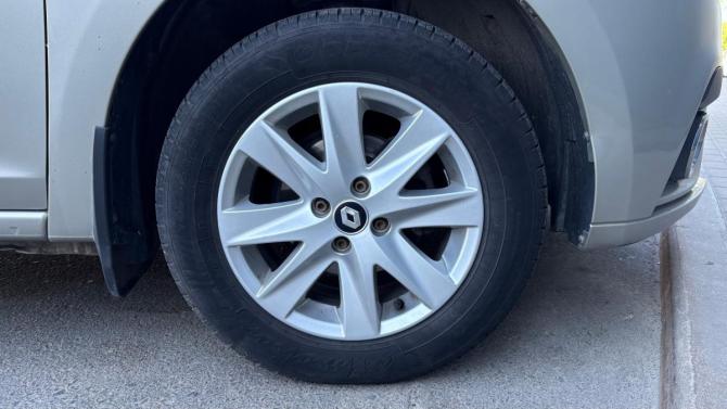 Renault Logan II Рестайлинг с пробегом 2019 года, цена 830 000 рублей, 174834 км, седан, Автокод Объявления