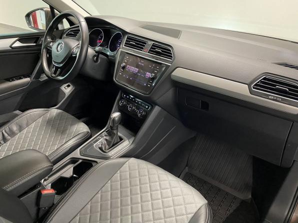 Volkswagen Tiguan II с пробегом 2020 года, цена 2 360 000 рублей, 40423 км, внедорожник, Автокод Объявления