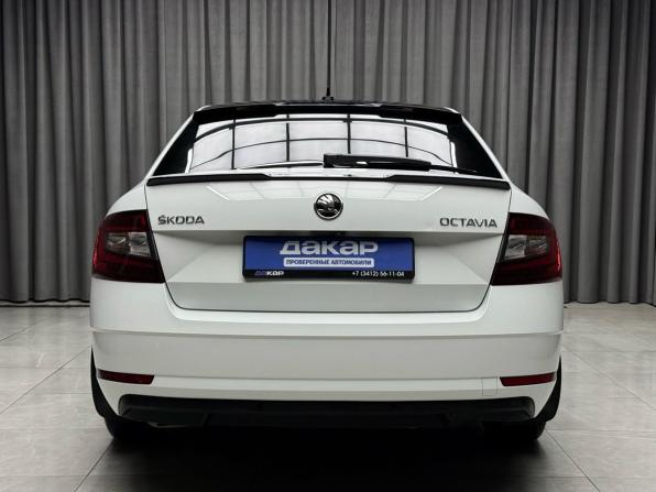 Skoda Octavia III (A7) Рестайлинг с пробегом 2019 года, цена 2 149 000 рублей, 169026 км, лифтбек, Автокод Объявления