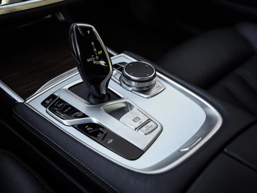 BMW 7 серии VI (G11/G12) Рестайлинг Санкт-Петербург  - изображение 23