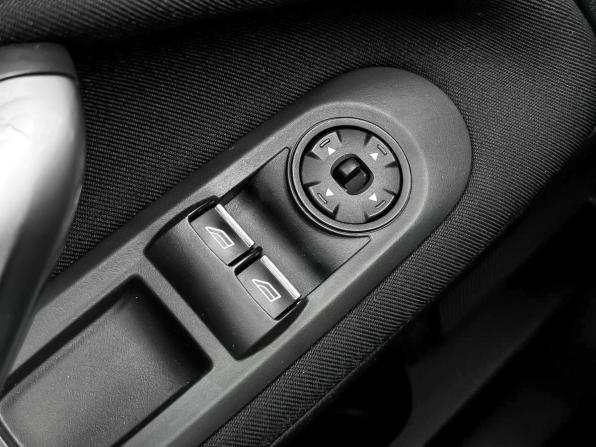 Ford Mondeo IV Рестайлинг с пробегом 2012 года, цена 729 000 рублей, 157985 км, седан, Автокод Объявления