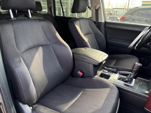 Toyota Land Cruiser Prado 150 Series Рестайлинг 1 с пробегом 2014 года, цена 2 940 000 рублей, 200390 км, внедорожник, Автокод Объявления